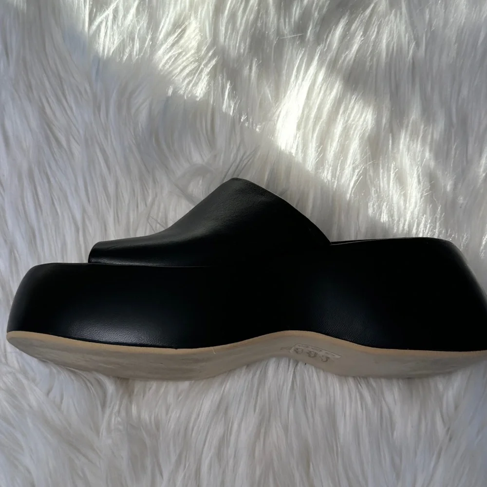 Mature Alina Black Sandal size 36/ size 6 US - Picture 12 of 13